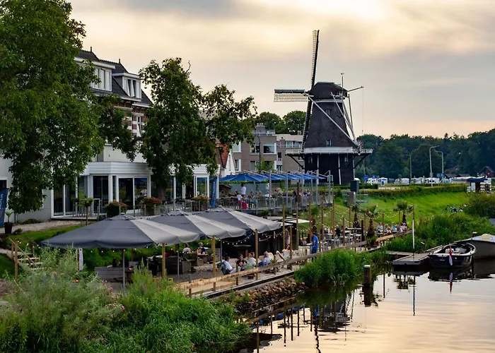 De Zon Hotel & Restaurant By Flow